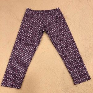 Onzie Medallion Capri Leggings small/medium